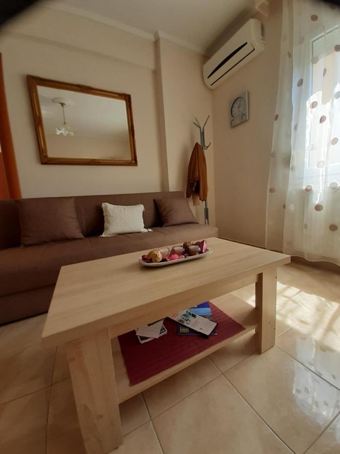 M&T Apartment Кавала Екстериор снимка
